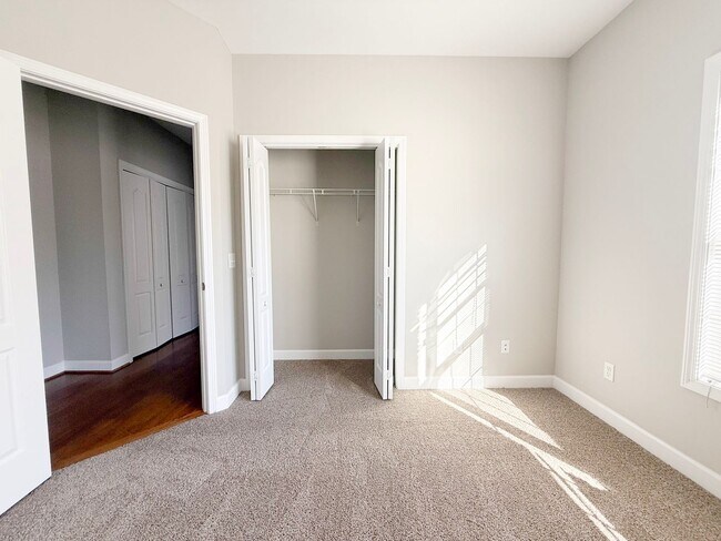 Building Photo - Spacious 4-Bedroom Home with Large Yard and Dual Garages in Cookeville  Property Description