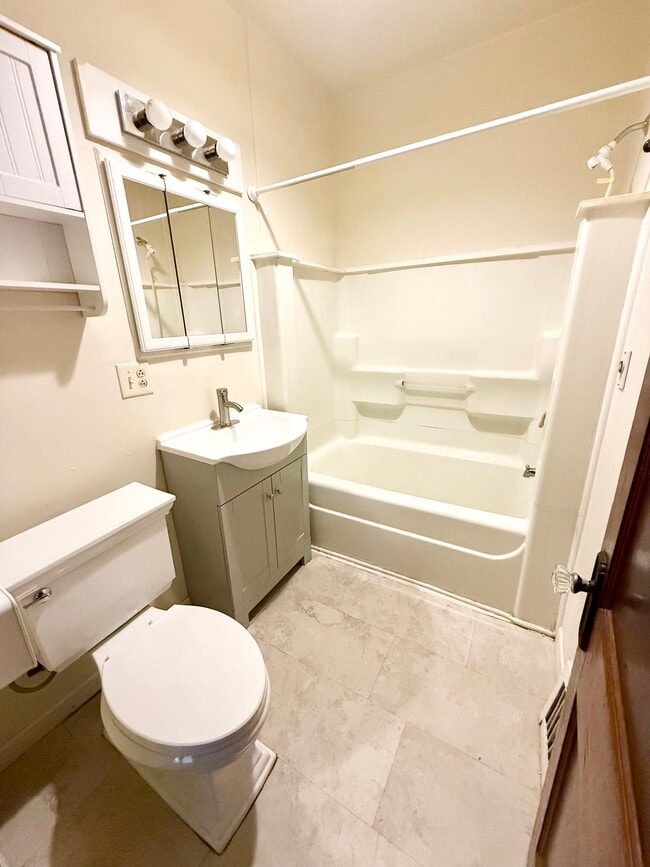 Building Photo - 6800 20th Ave