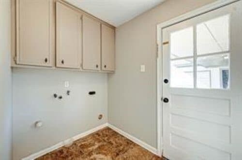 Building Photo - 12415 Nova Dr