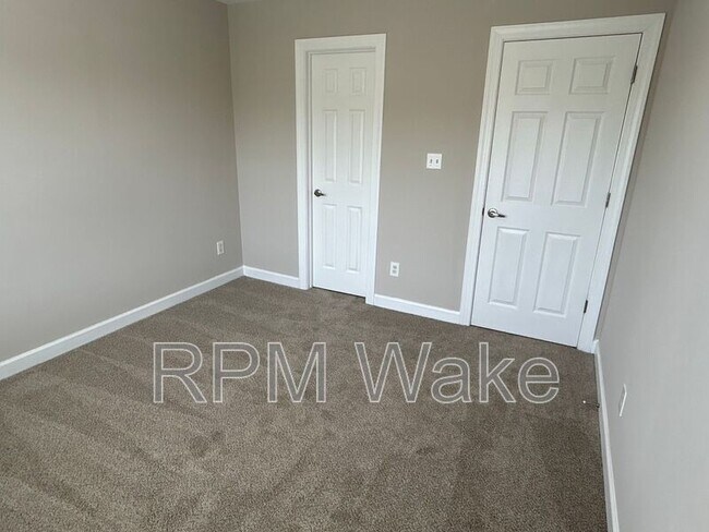 Building Photo - 1100 Kirkeenan Cir