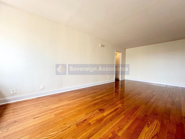 Building Photo - 33 North Third Ave