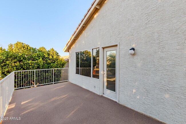 Building Photo - 1110 N Aspen Dr