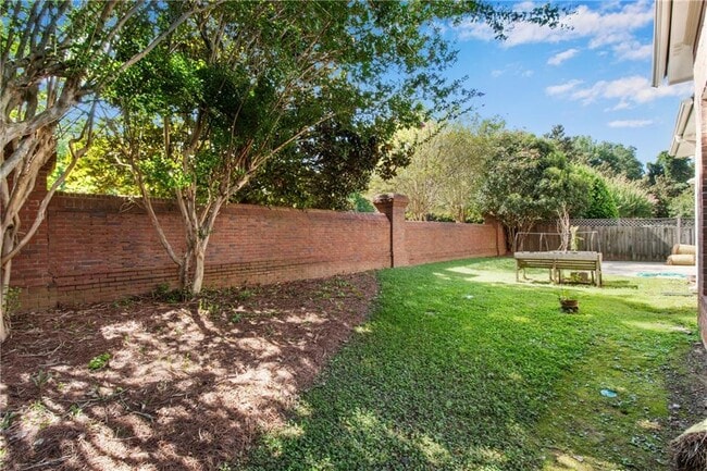 Building Photo - 290 Windsor Gate Cove NE