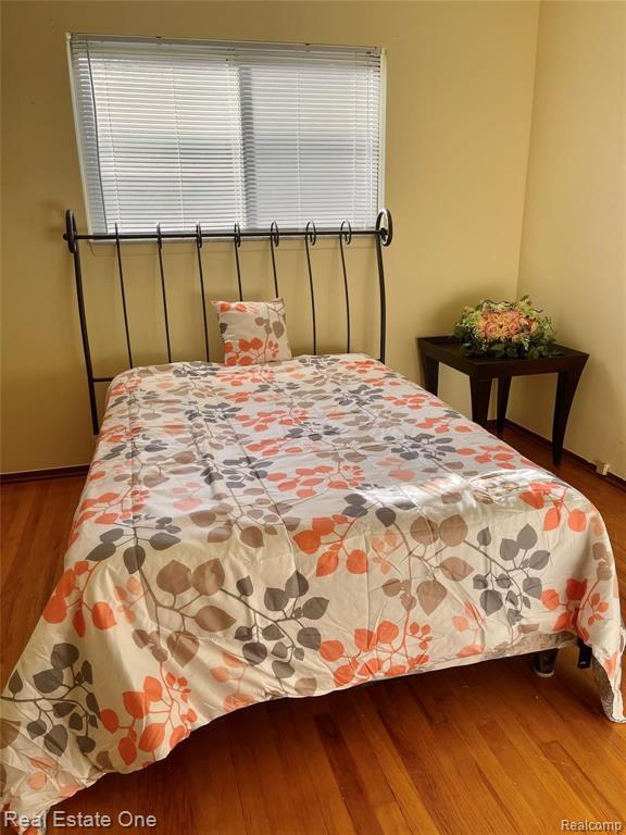 Building Photo - 5255 Folkstone Dr