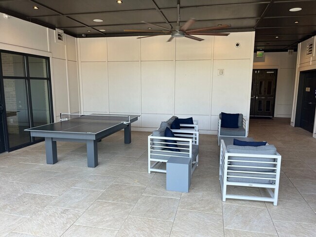 Building Photo - 5839 Ardrey Kell Rd