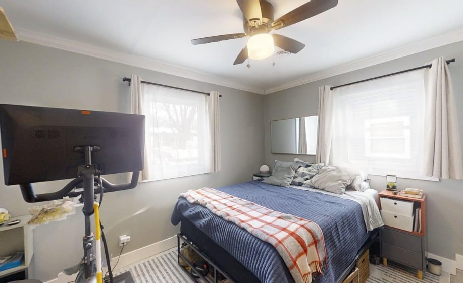 Bedroom 1 - 1101 S Cottage Grove Ave