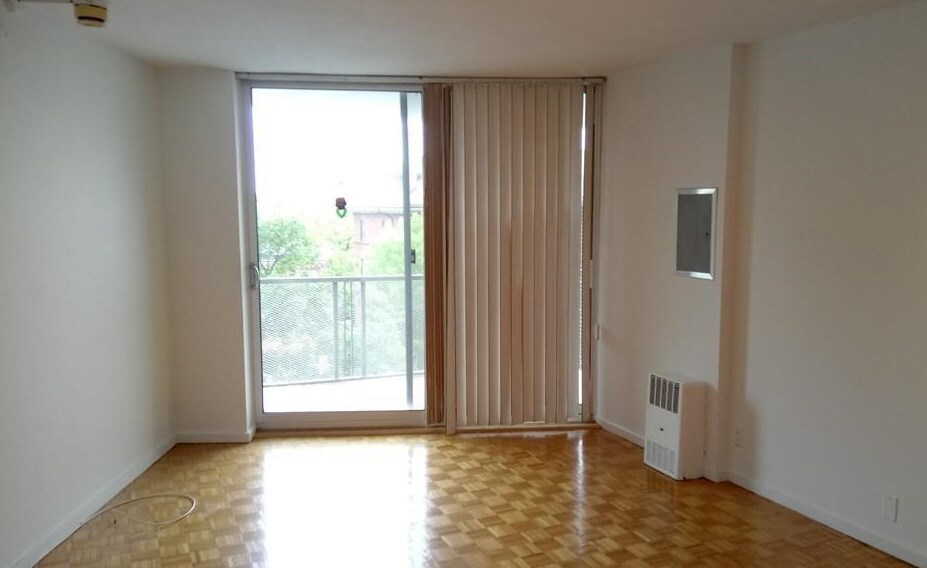 *Pictures are representative samples of the advertised unit. In some cases, the actual units you tou - 16 Winchester St