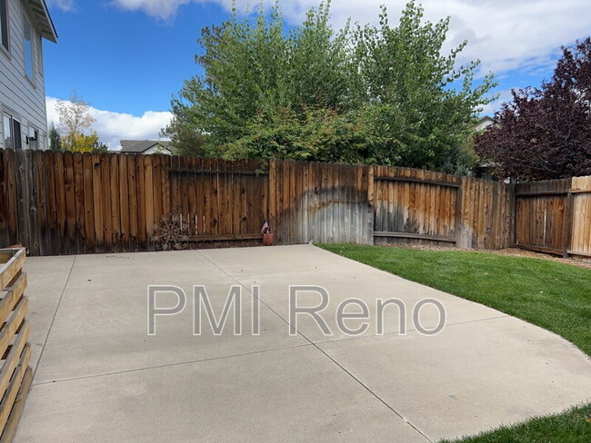 Building Photo - 9274 Lone Wolf Cir