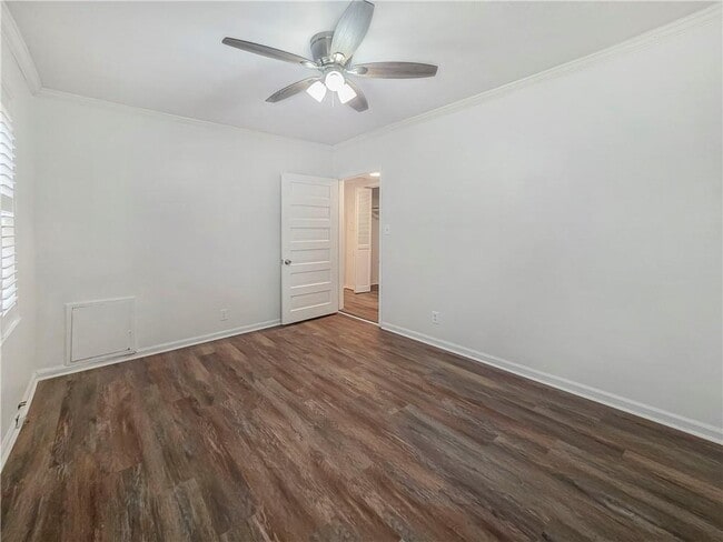 Building Photo - 1111 Lawton Pl SW