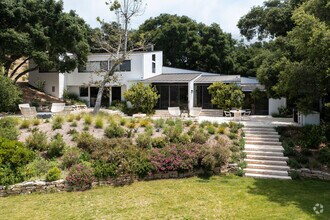 Building Photo - 901 Crater Camp Dr
