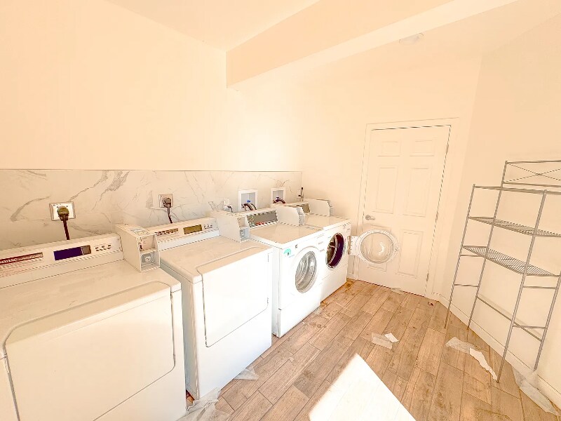 Building Photo - 12 Linden Ave