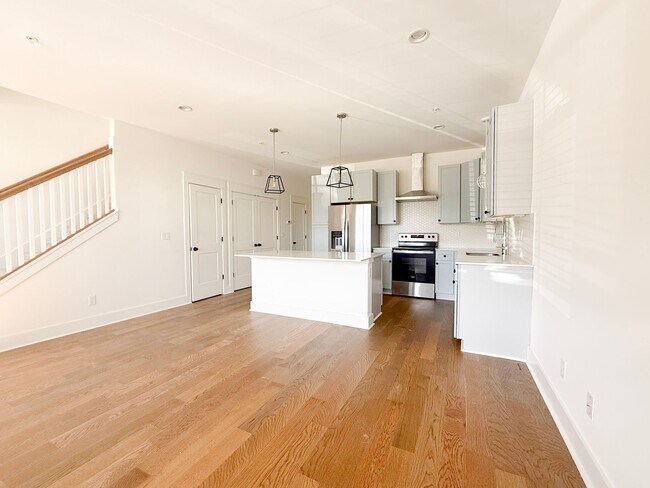 Building Photo - Spacious 4-Bedroom Home Near Tennessee Tech with Pool Access and Pet-Friendly Living