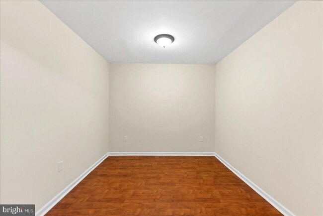 Building Photo - 2224 Glencourse Ln