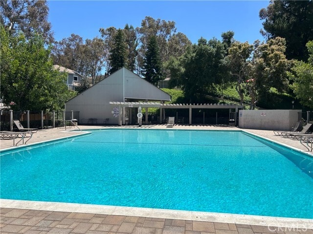 Building Photo - 6560 E Camino Vista