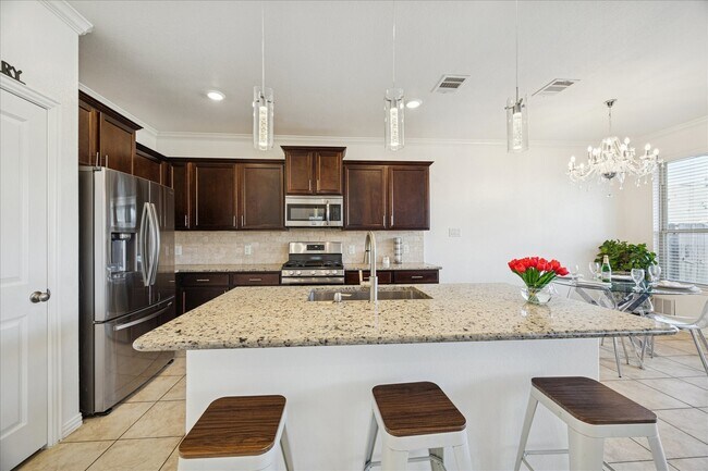 Building Photo - 2933 Fox Ledge Ct