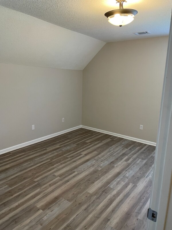Building Photo - 9226 Ayscough Rd