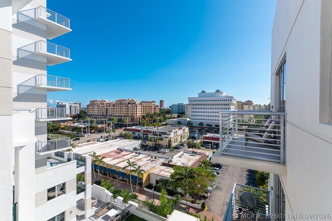 Building Photo - 155 E Boca Raton Rd