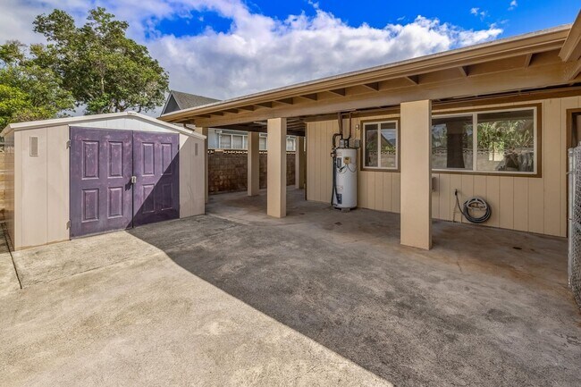 Building Photo - Spacious, 4 bedroom 2 bath single family home in Mililani located on a cul de sac.