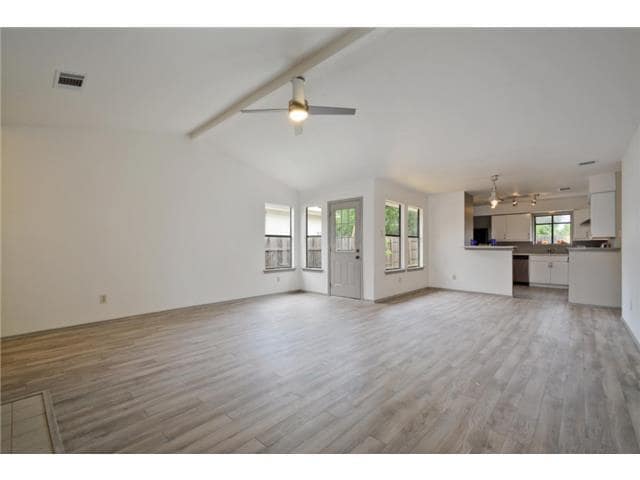 Building Photo - 12921 Covington Trail