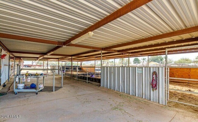 Building Photo - 3232 Carver Rd