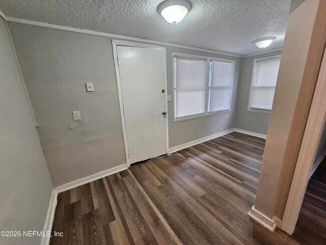 Building Photo - 3019 Imperial St