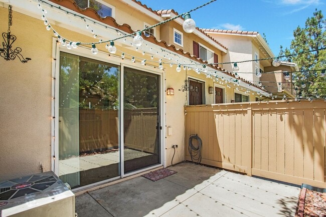 Building Photo - Portola Hills Bella Palermo - GORGEOUS 3 B...