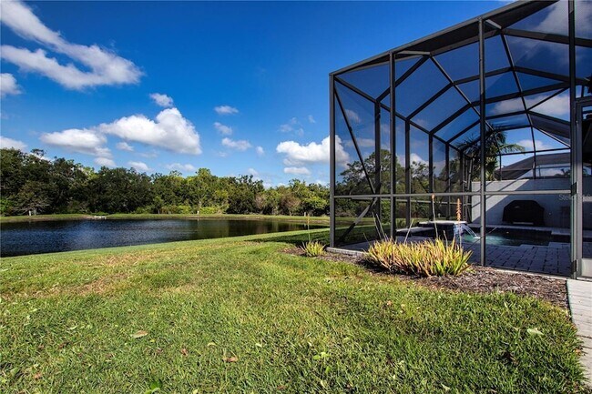 Building Photo - 4940 Tobermory Way