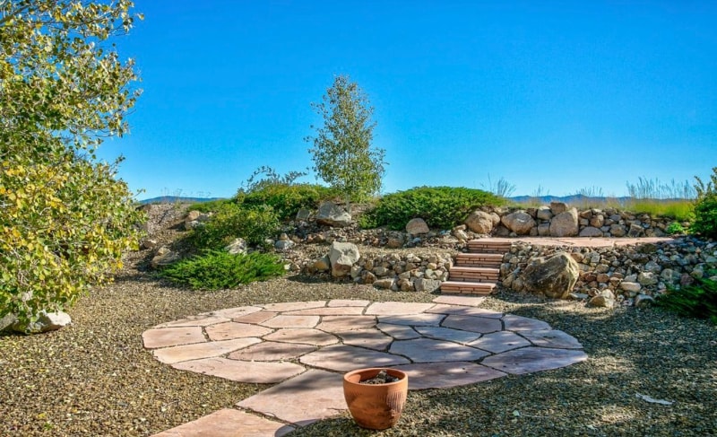 Building Photo - 6986 E Yellowglen Dr