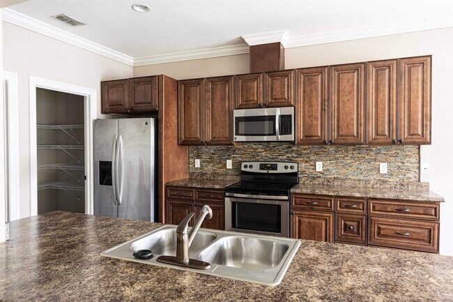 Building Photo - 2475 Tippecanoe Ridge