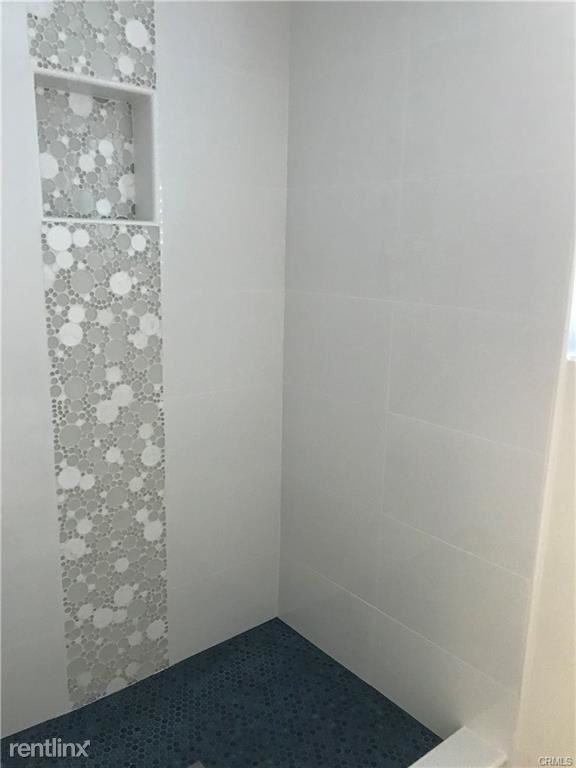 Building Photo - 2337 Palos Verdes Dr W