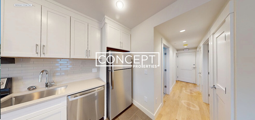 Building Photo - 208-210 Banks St. Unit 3CP