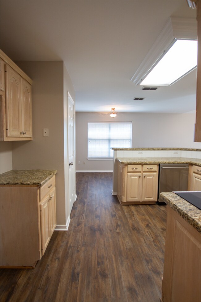 Building Photo - 5716 Bostick Dr