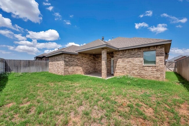 Building Photo - 8608 Luz Dr
