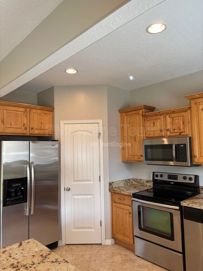 Building Photo - 260 Ailee Lane