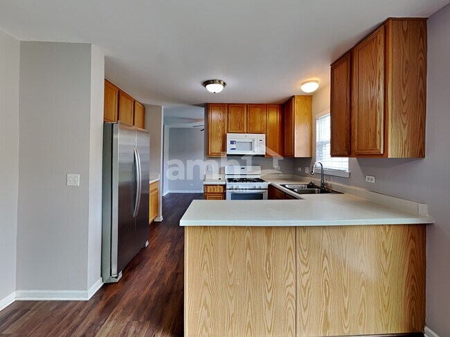Building Photo - 1372 Deer Creek Ln