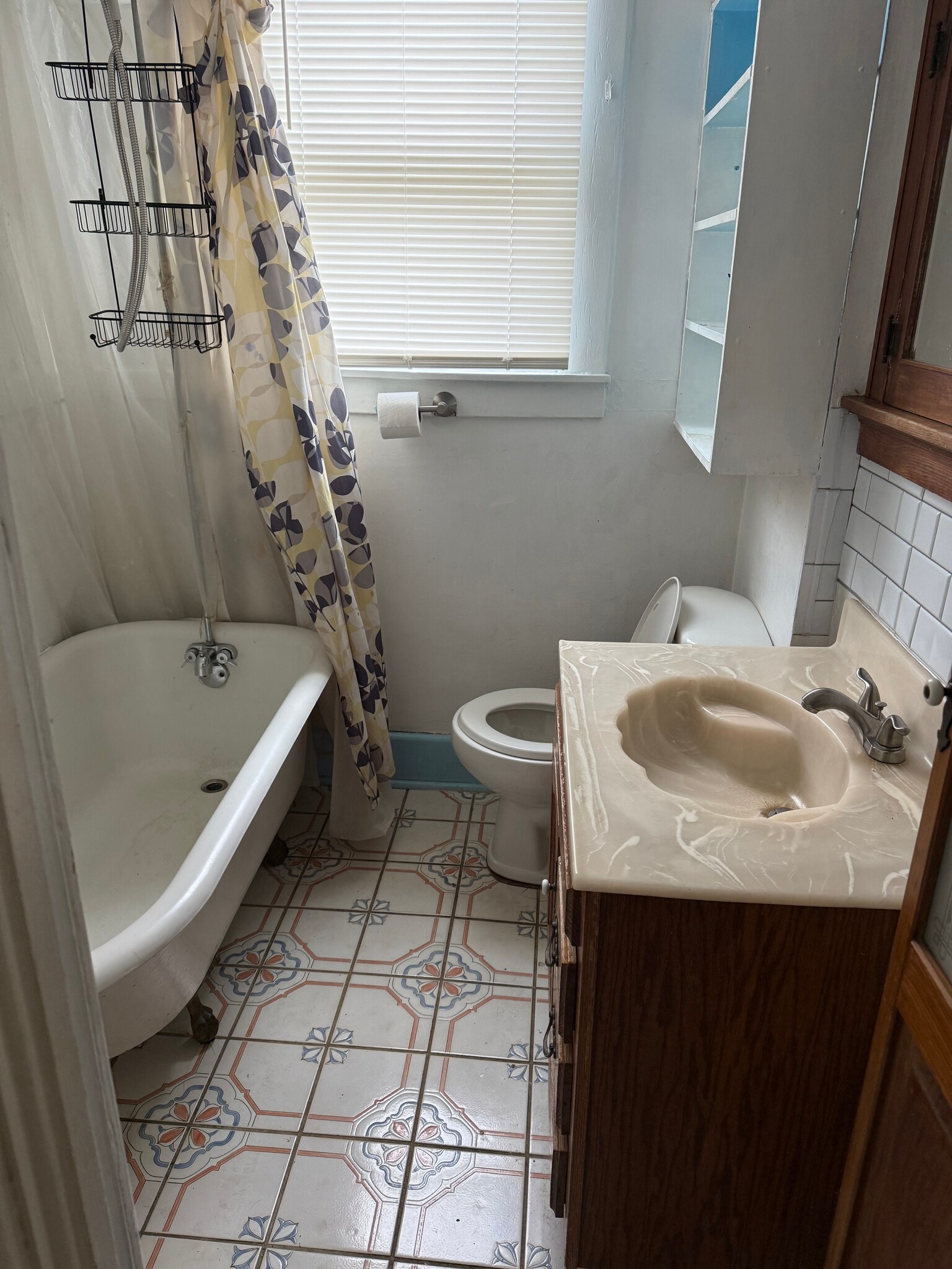 Bathroom - 2937 Iowa St