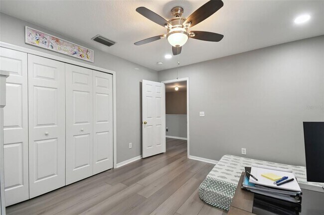 Building Photo - 19426 Sandy Springs Cir