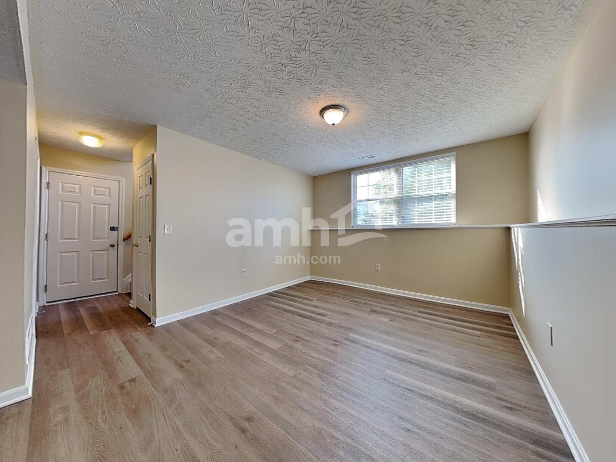 Building Photo - 2776 Shamu Dr