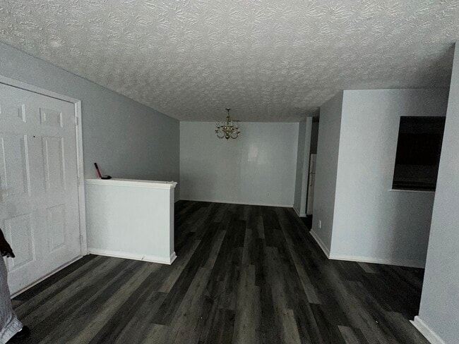 Building Photo - 2303 Waldrop Pl