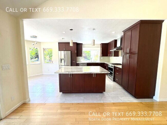 Building Photo - 3281 Falerno Way