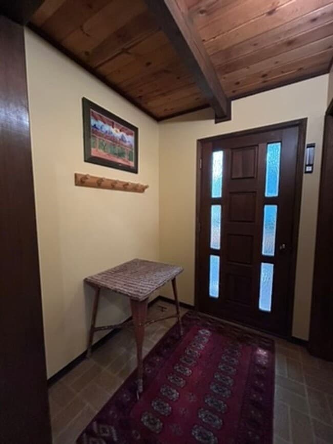 Building Photo - Flexible Lease Term in Tahoe Donner - $3300