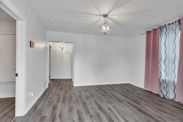 Building Photo - 3024 Carnation Ave