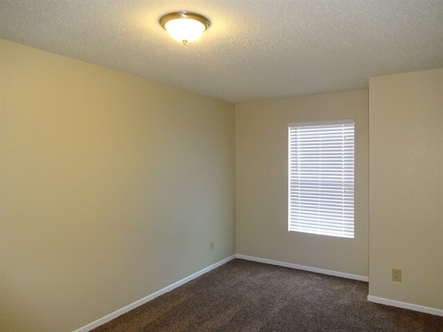 Building Photo - 498 Old Glory Drive