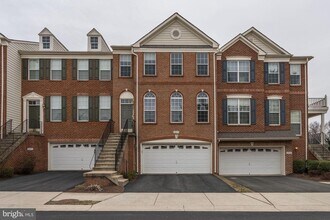 Building Photo - 20078 Northville Hills Terrace