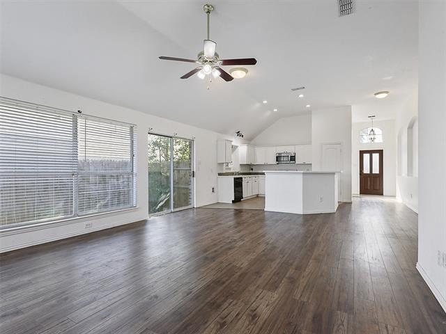 Building Photo - 517 Terrace View Dr