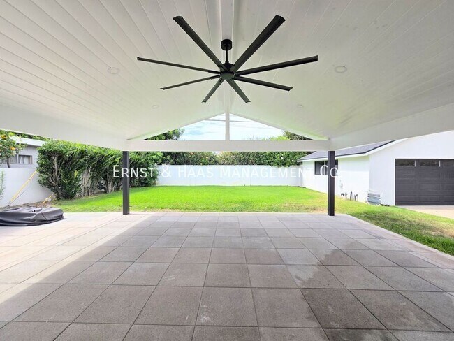 Building Photo - 3041 Yellowtail Dr