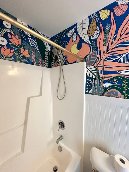 Building Photo - 301 Kraft St