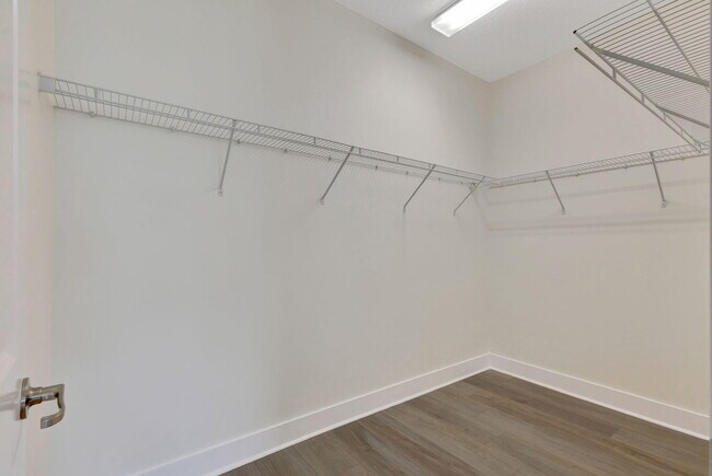 Building Photo - 4924 Pointe Midtown Way
