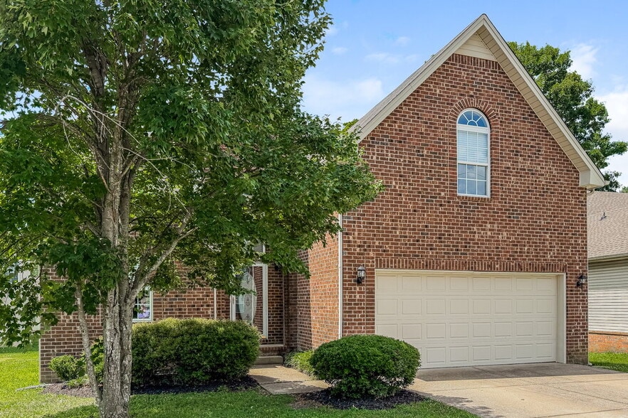 Building Photo - 2816 Windcrest Tr