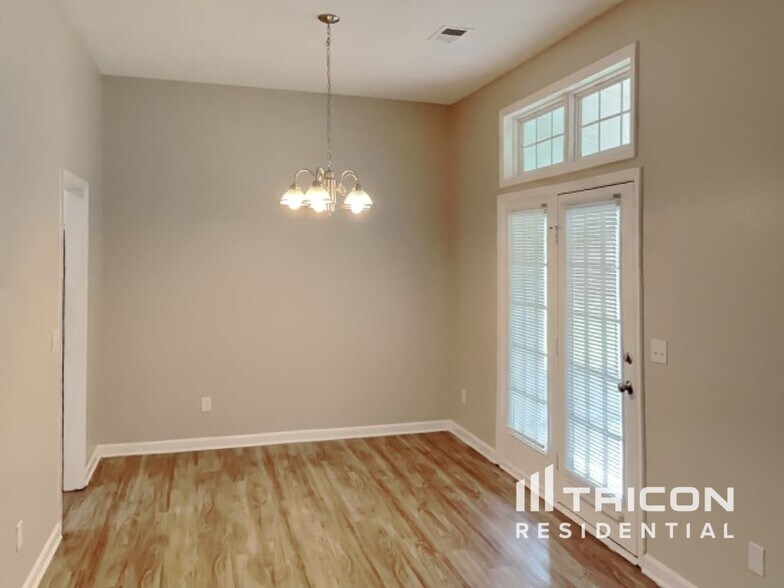 Building Photo - 3589 Bent Trace Dr